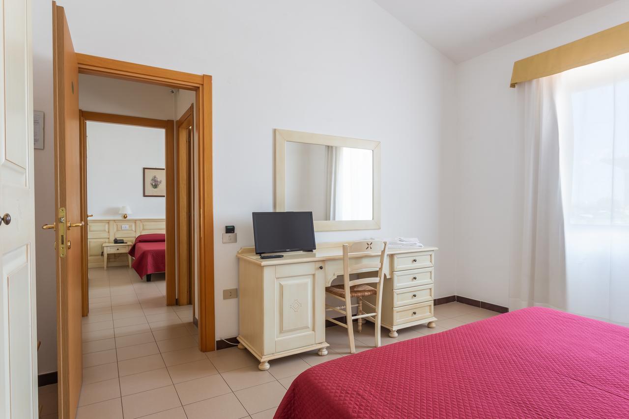 Rodia Inn Oristano Exteriör bild