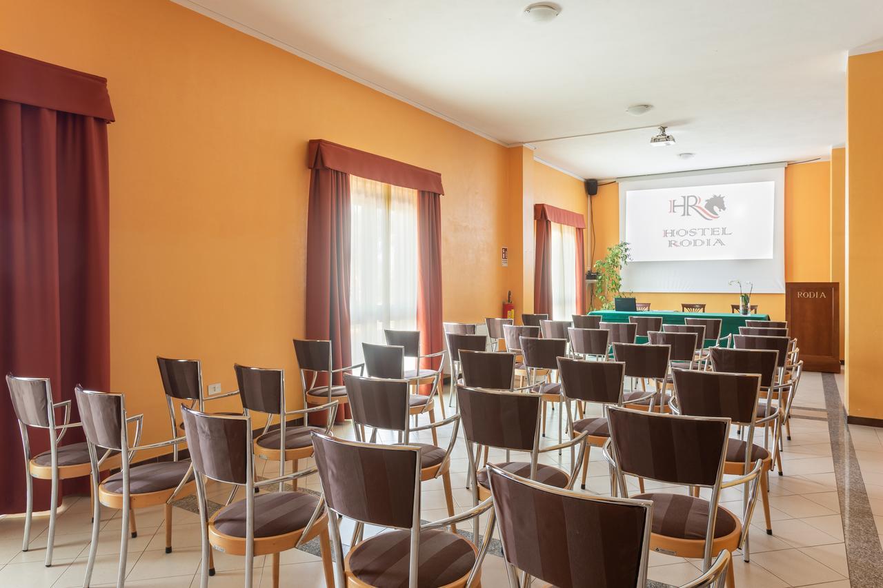 Rodia Inn Oristano Exteriör bild